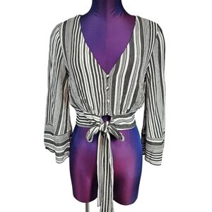 Flying Tomato Gray & White Stripe Smocked Crinkle Bell Sleeve Top Size Small N49